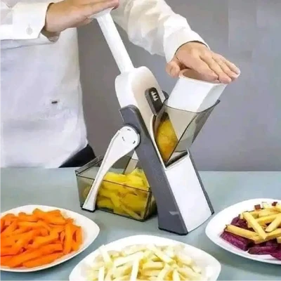 Mandoline vegetable cutter and slicer